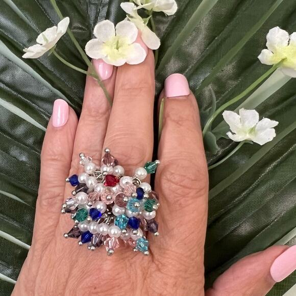 Silver tone Cluster Dangle Beads and Faux Pearls Ring - Picture 5 of 9